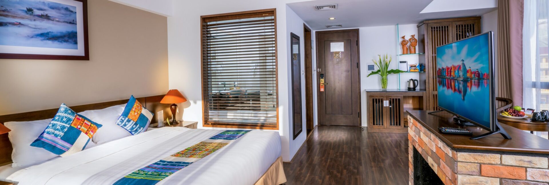 Executive Family Valley View