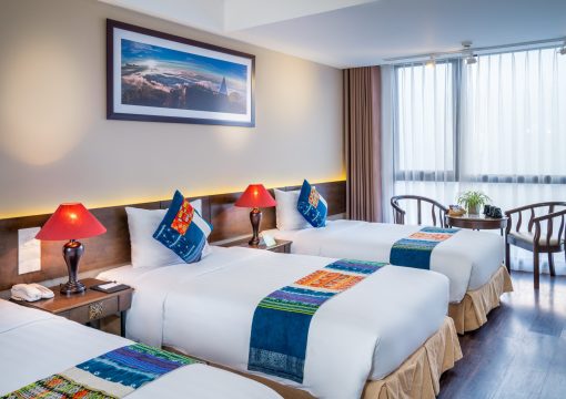 E Trip – Executive Triple Balcony