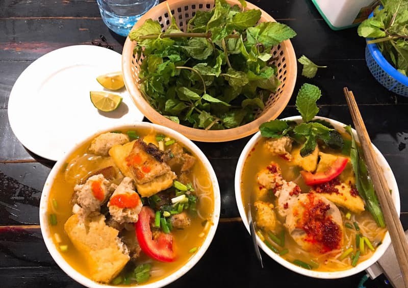 Bún chả Nga Cảnh -Qquán ăn sáng ngon ở Sapa