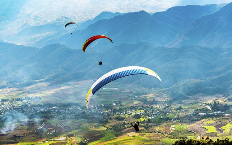 Chơi dù lượn