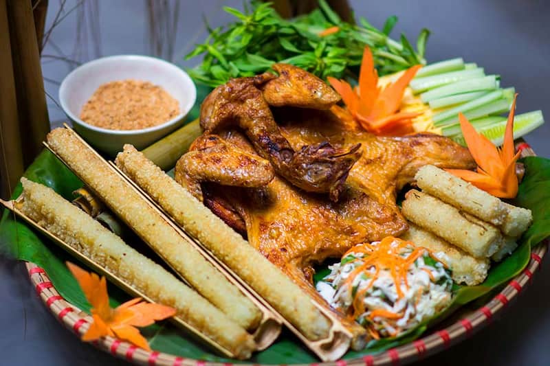 Đặc sản đồ ăn ở Sapa là cơm lam