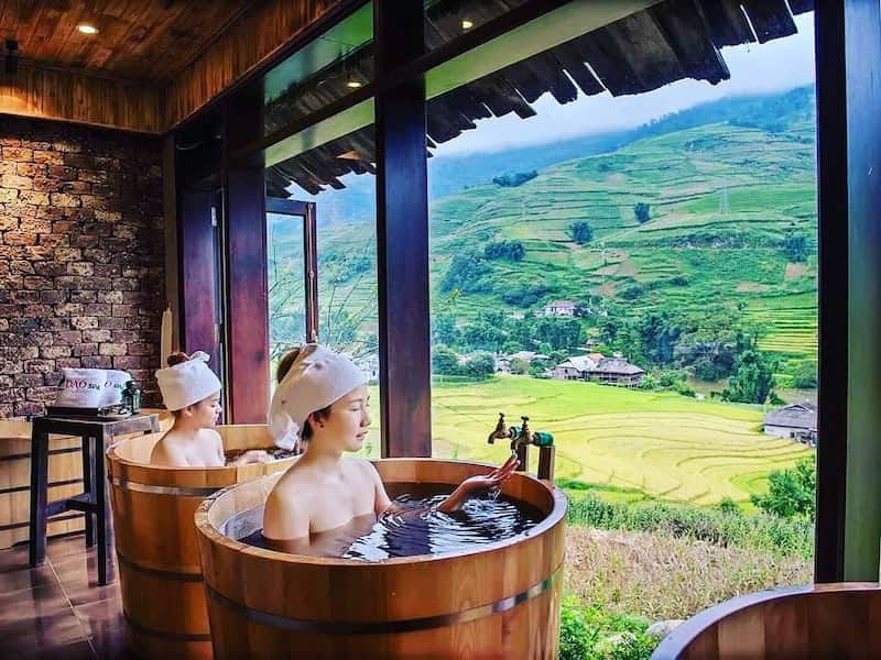 Chi phí cho dịch vụ tắm lá Dao Đỏ