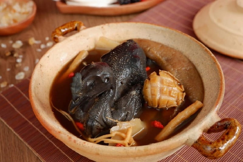 Sapa ăn gì ở đâu? - Món ngon từ gà đen Sapa