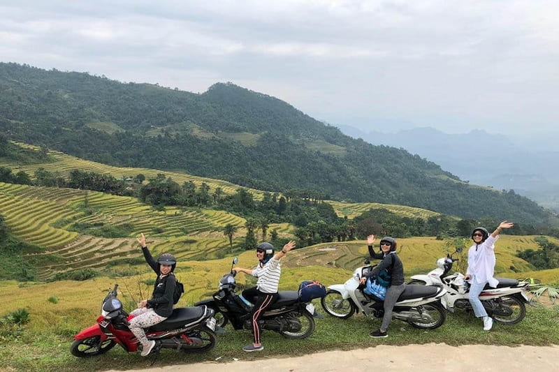 Đến phiên chợ tình Sapa bằng xe máy tự lái