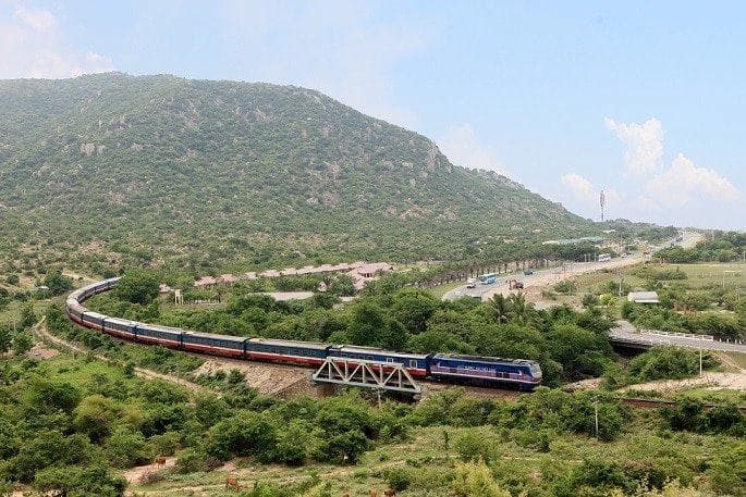 Tàu hỏa Hà Nội Sapa xuất phát từ ga Hà Nội