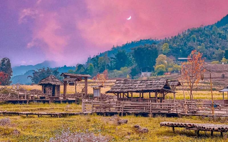 Mỗi mùa bản Cát Cát Sapa đều có vẻ đẹp riêng