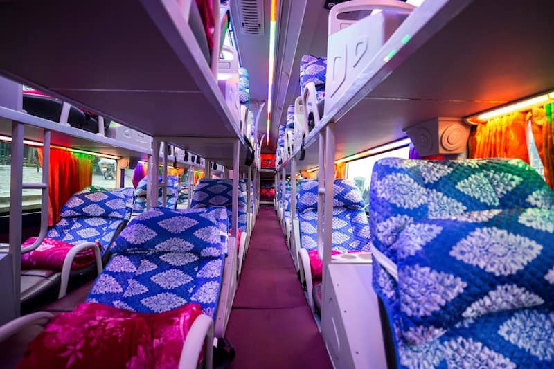 Trên xe có đầy đủ dịch vụ tiện ích