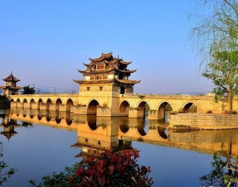 “Vượt biên” tại Hà Khẩu Lào Cai để khám phá nước bạn có gì?