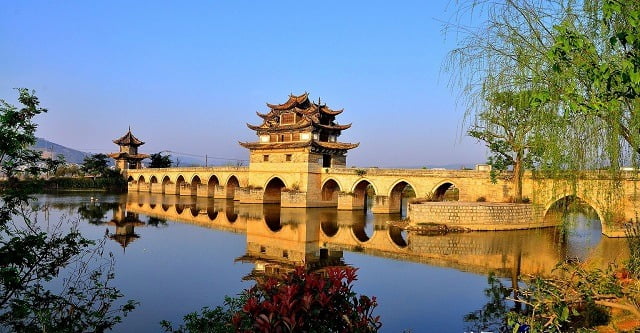 “Vượt biên” tại Hà Khẩu Lào Cai để khám phá nước bạn có gì?
