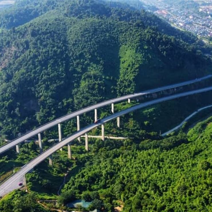 Tuyến đường Hà Nội Lào Cai bao nhiêu Km? Di chuyển bằng gì?